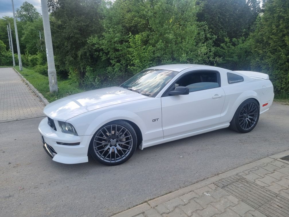 Ford Mustang GT 4.6 v8 Nowy lakier !