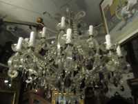 grande candeeiro, lustre em cristal em bom estado