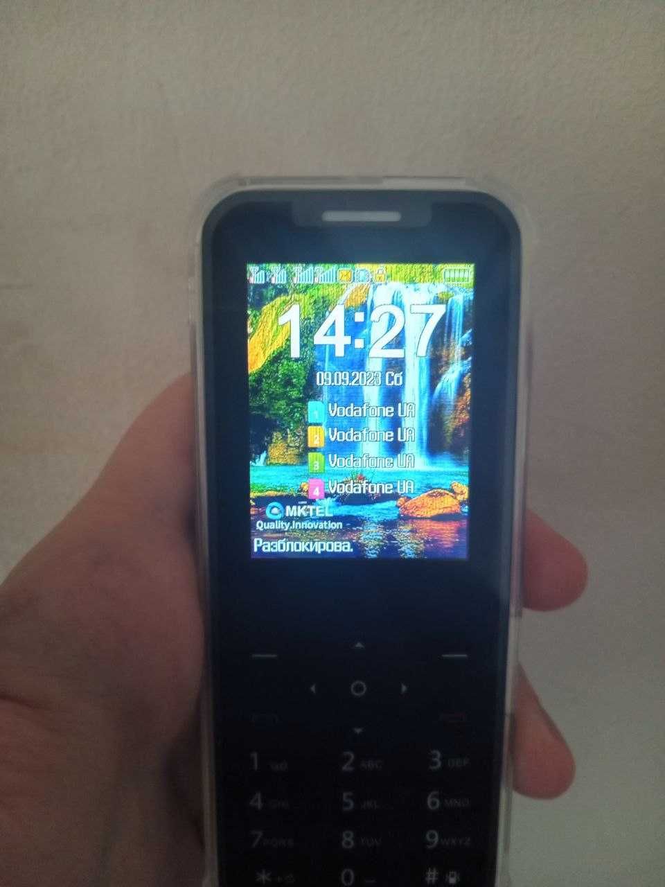 Кнопочный телефон на 4 sim. Mktel 14 pro