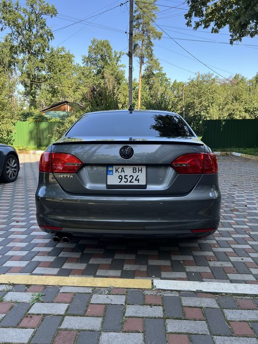 Продам Volkswagen jetta 6 2014