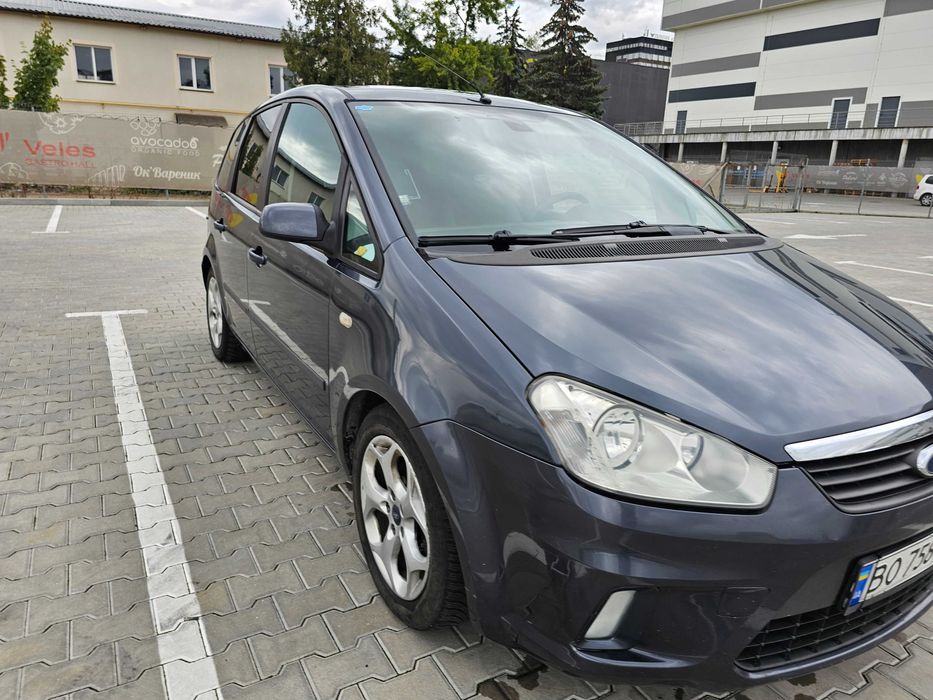 Продається автомобіль Ford C-MAX від власника.