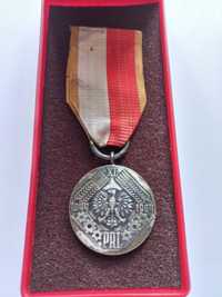 Medal 40 lat PRL plus pudełko