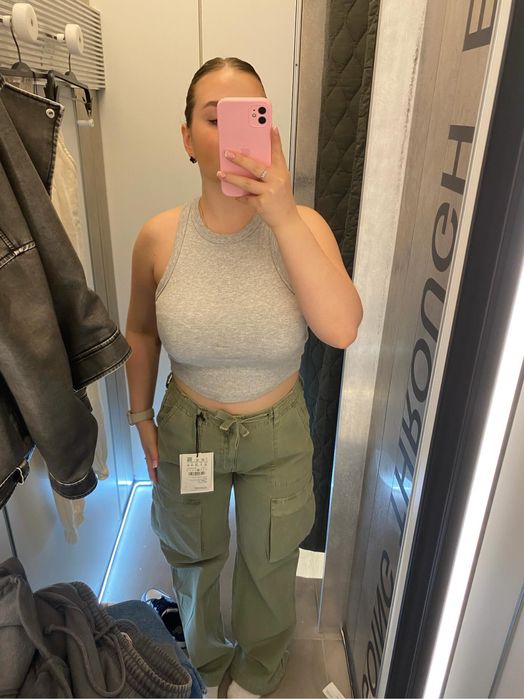 Жіночі штани карго