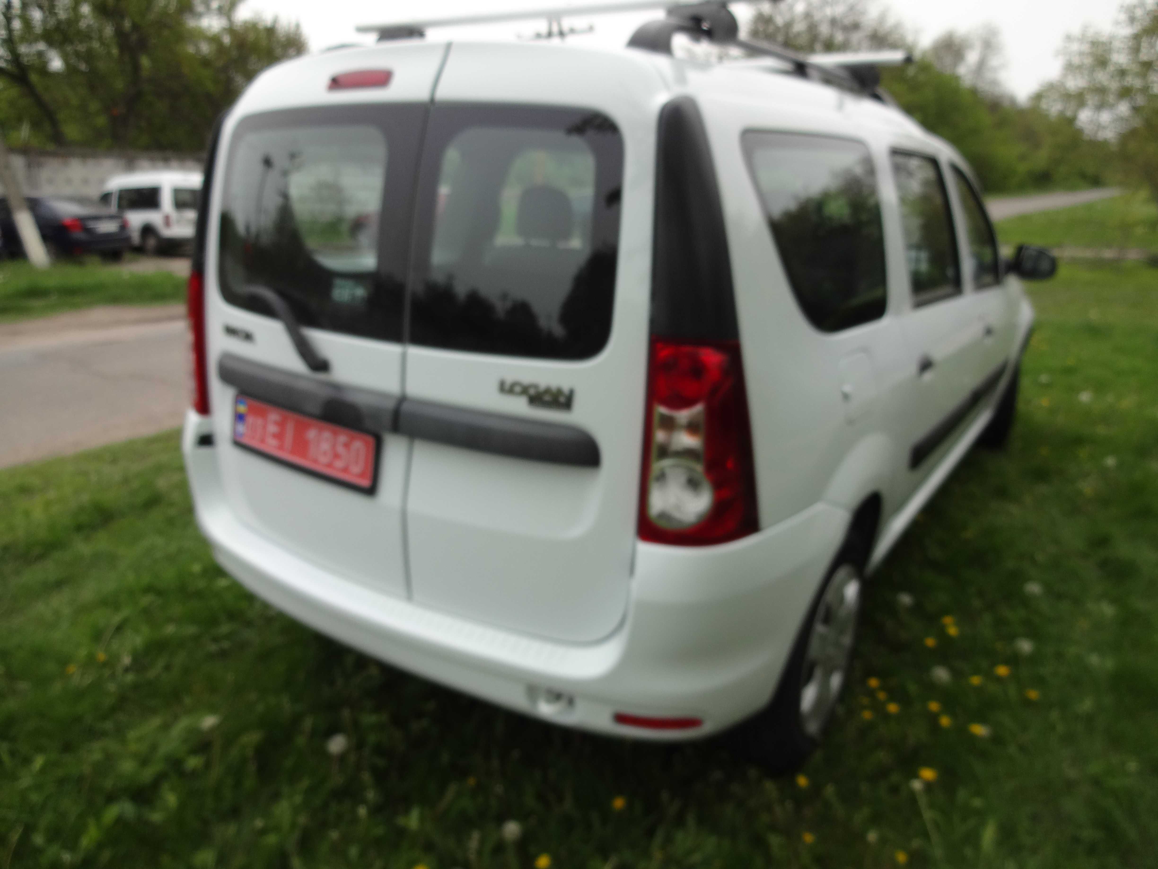 Dacia Logan MCV - 2010 року.