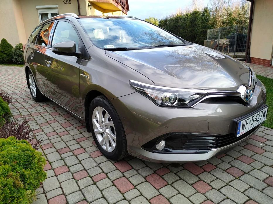 Toyota Auris Toyota Auris II lift Hybrid+LPG