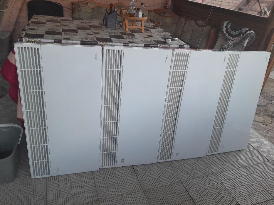 Продам конвектор для опалення електричний 1/2,5кВт.