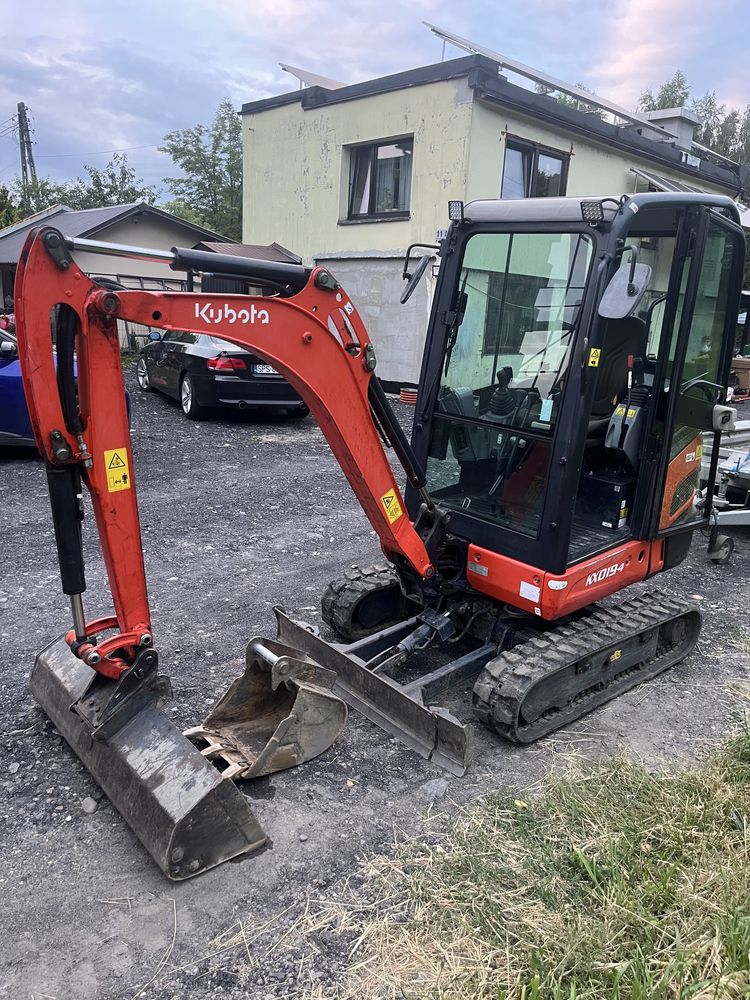 Minikoparka wynajem 1t 2t 2,7t 3t bez operatora, w dół do 3m