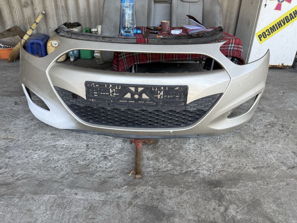 Бампер Hyundai i10