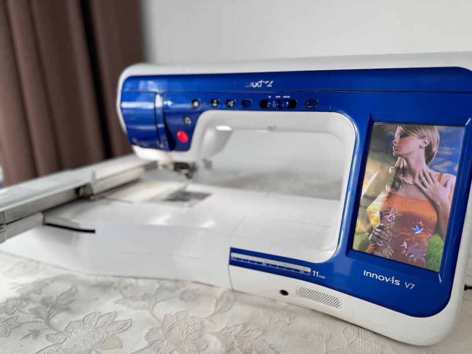 Вишивальна -швейна машинка