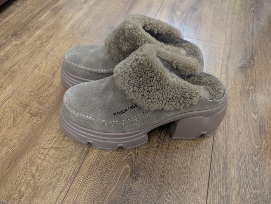 Теплі замшеві мюлі