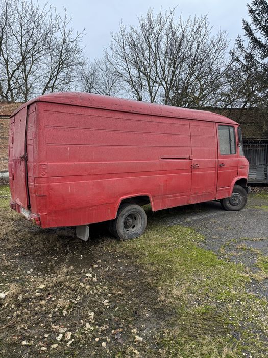 Mersedes………………508 d