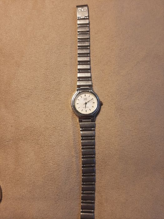 Часы наручные женские Q&Q