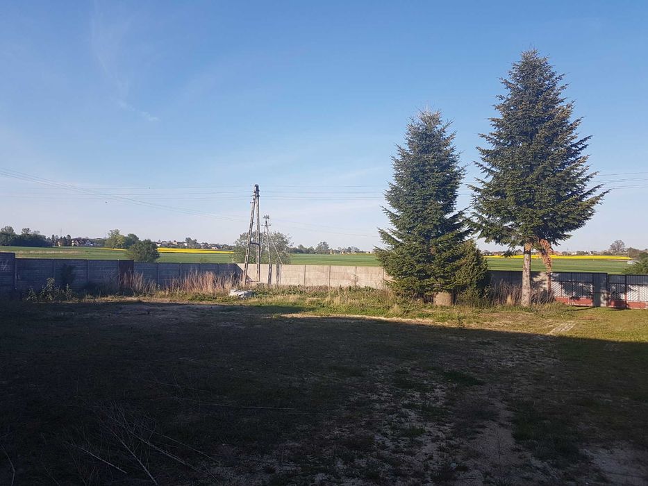 Działka 25 arów z zabudowaniami 440m2 , Ożarów, Agroturystyka