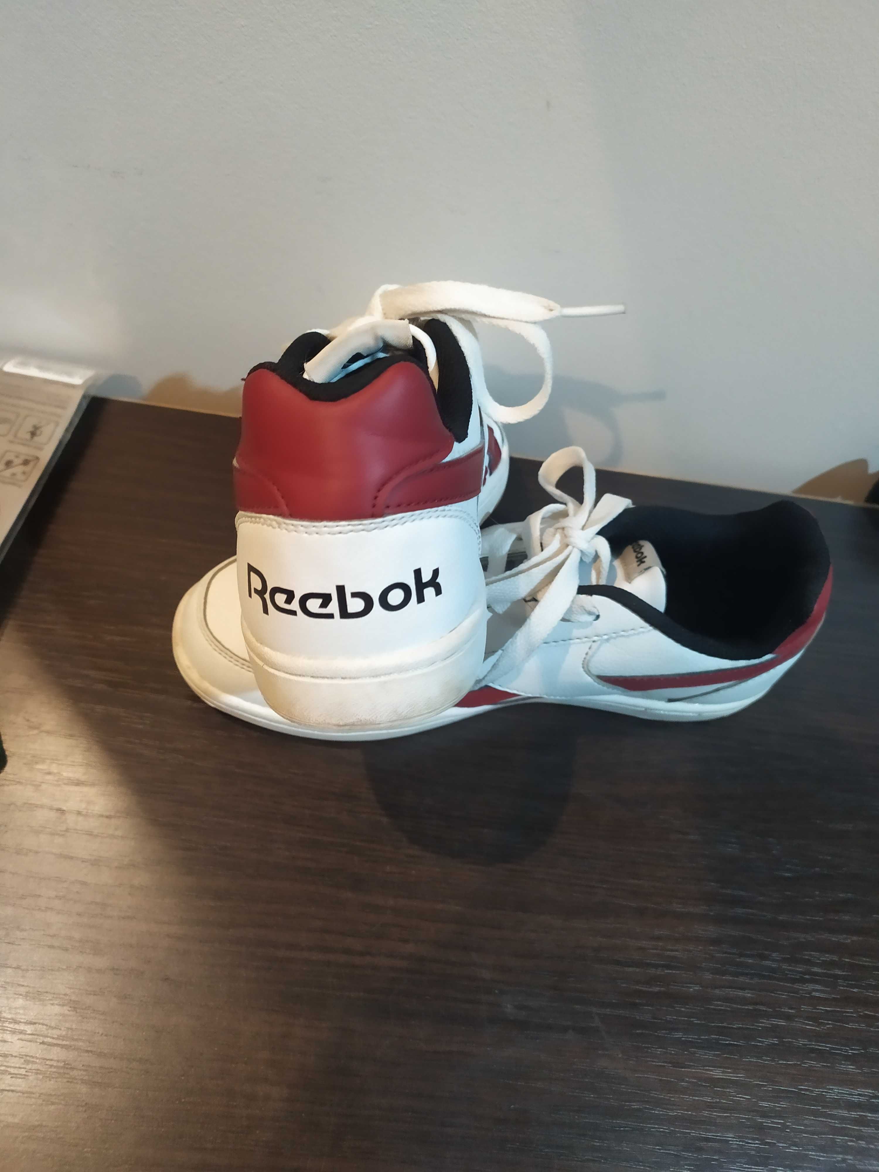 Sprzedam buty Reebok dla chłopca lub dziewczynki!