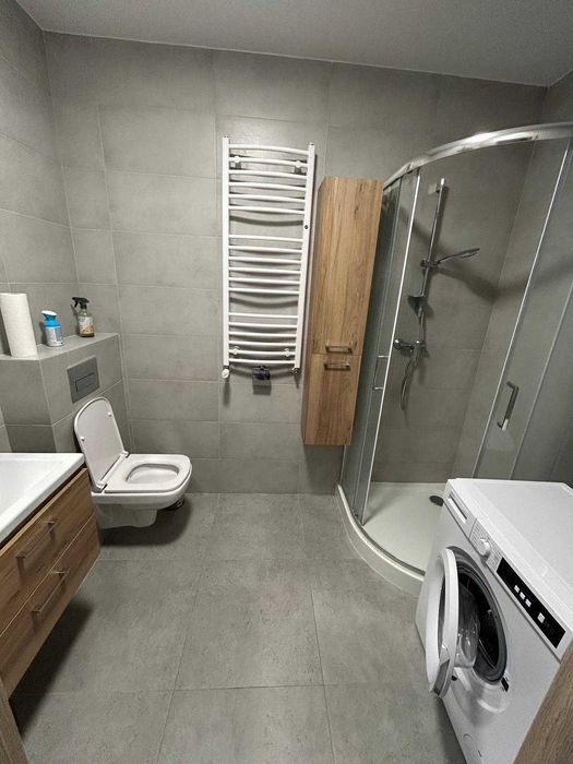 Przestronne, duże 2-pokojowe mieszkanie 55 m2 !  – ul. Miła 44.