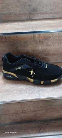 Buty  sportowe 44