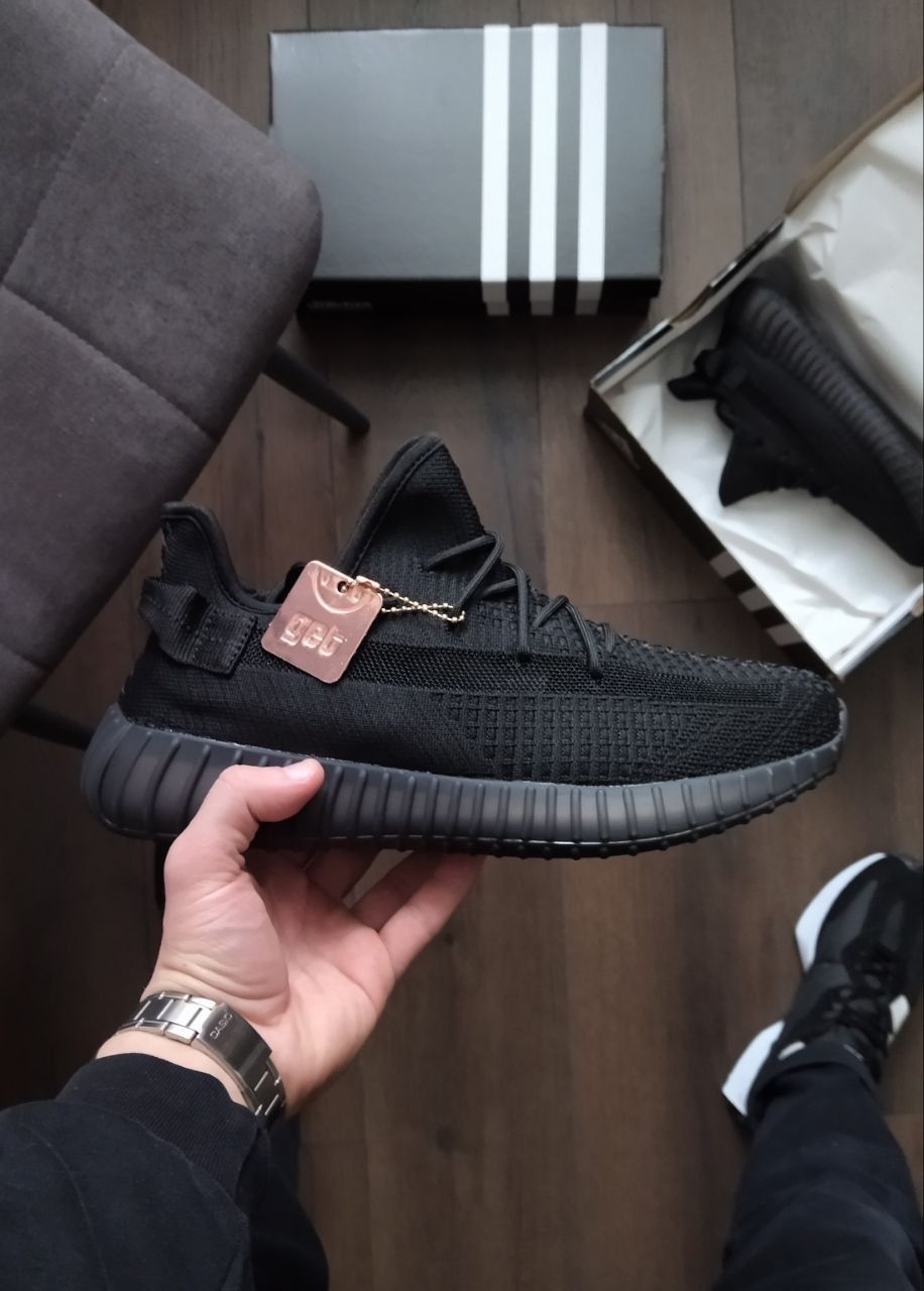 Adidas Yeezy boost 350 black