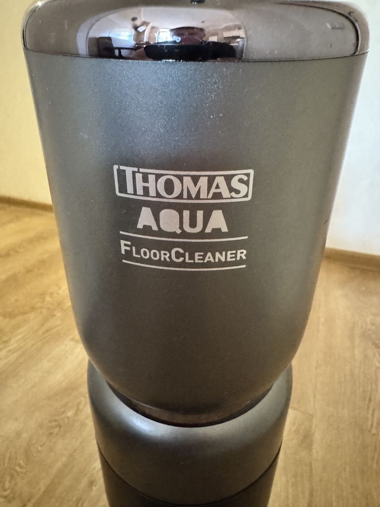 Продам Акумуляторний пилосос Thomas Aqua Floorcleaner Cordless