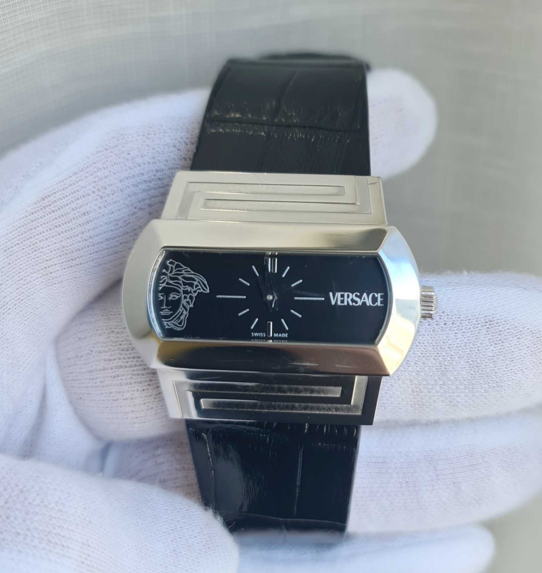 Жіночий годинник Versace PSQ99 Swiss made