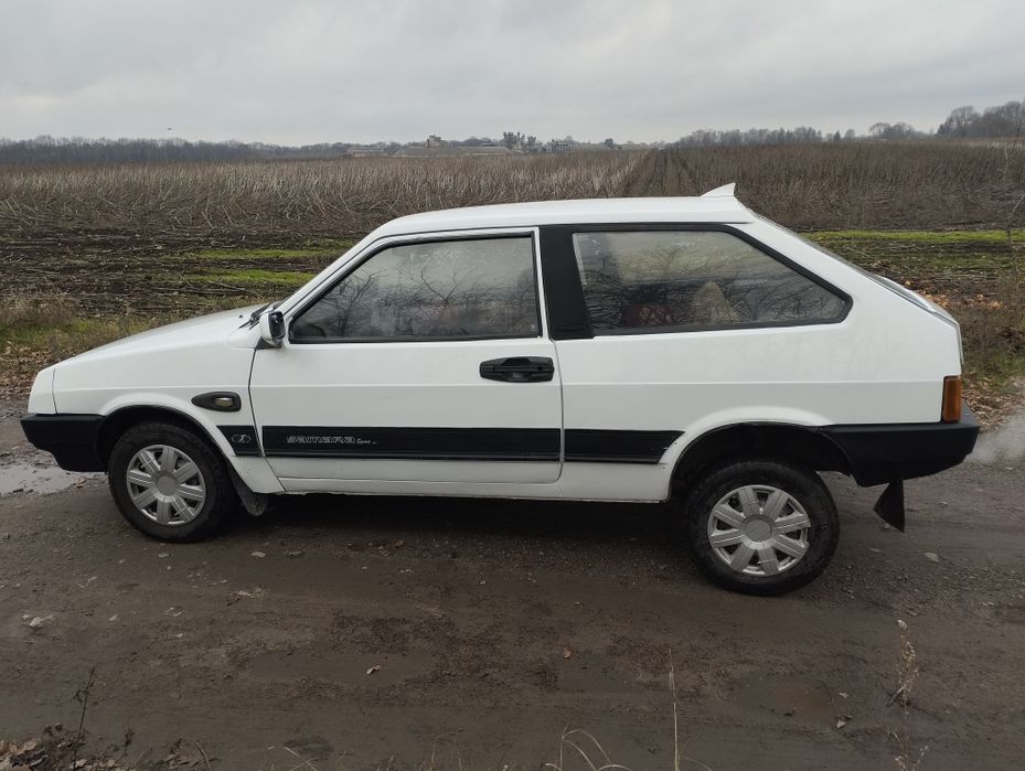 Продам ваз 2108.