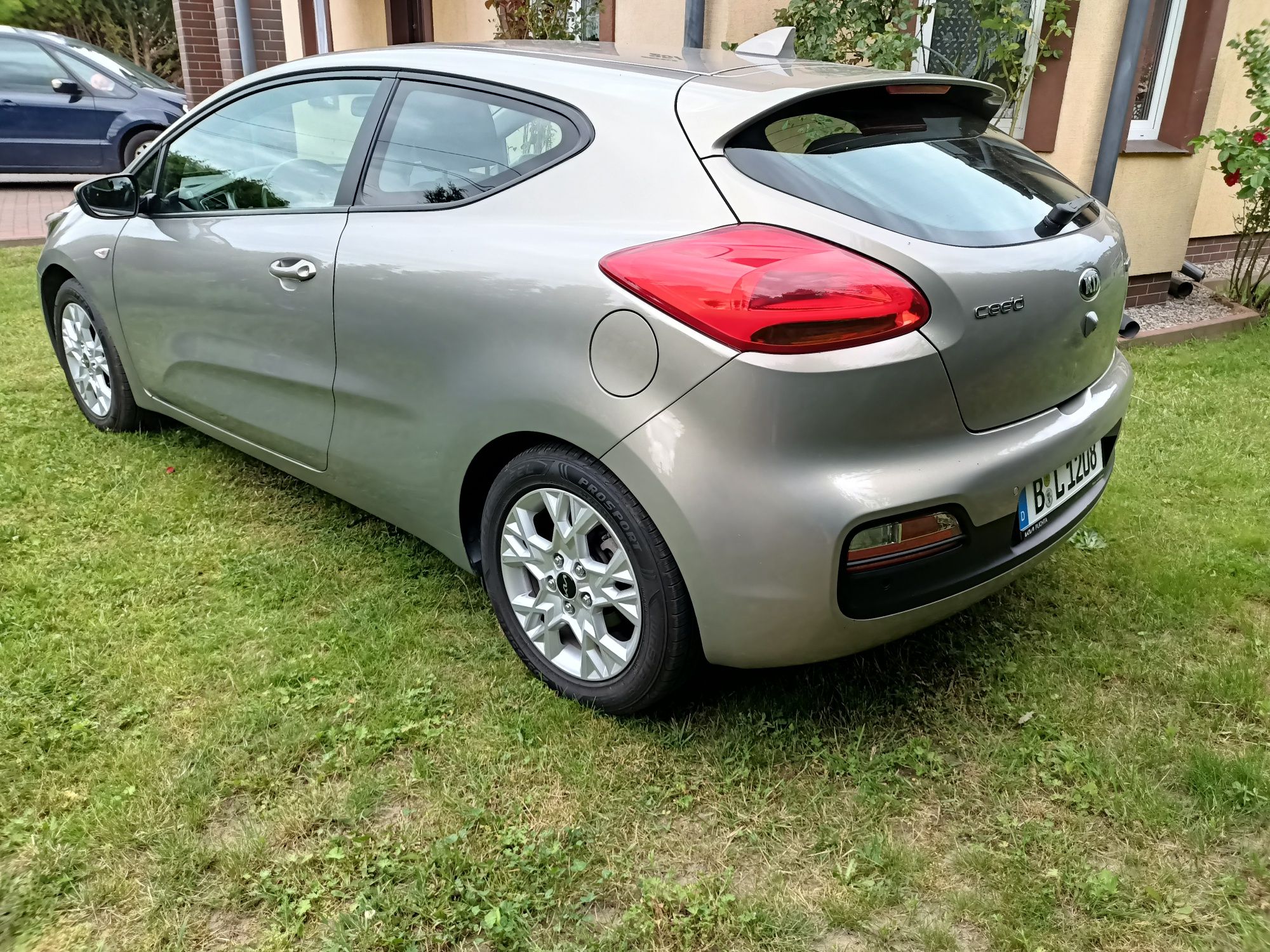 Kia Cee'd 1,4benzyna 100KM!! Sprowadzony! Opłacony! 2017r.