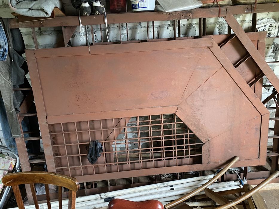 Ворота металеві розпашні для дачи