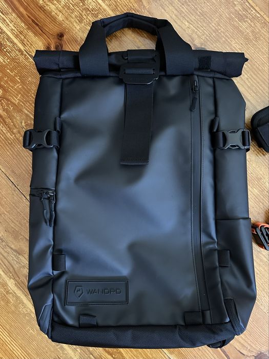 Mochila Wandrd PRVKE com acessórios