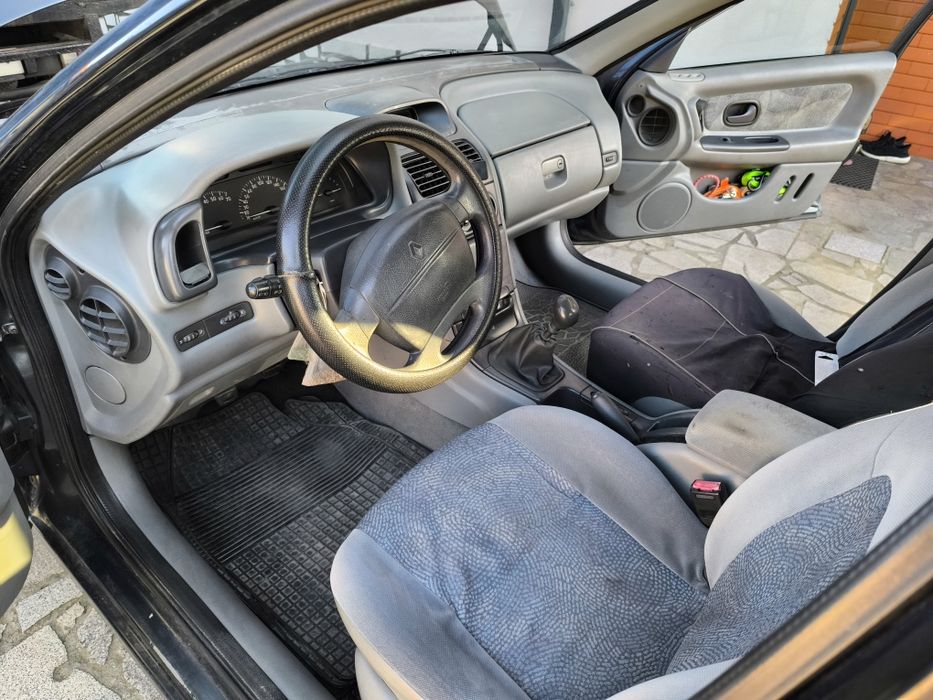 Renault Laguna b56 1998