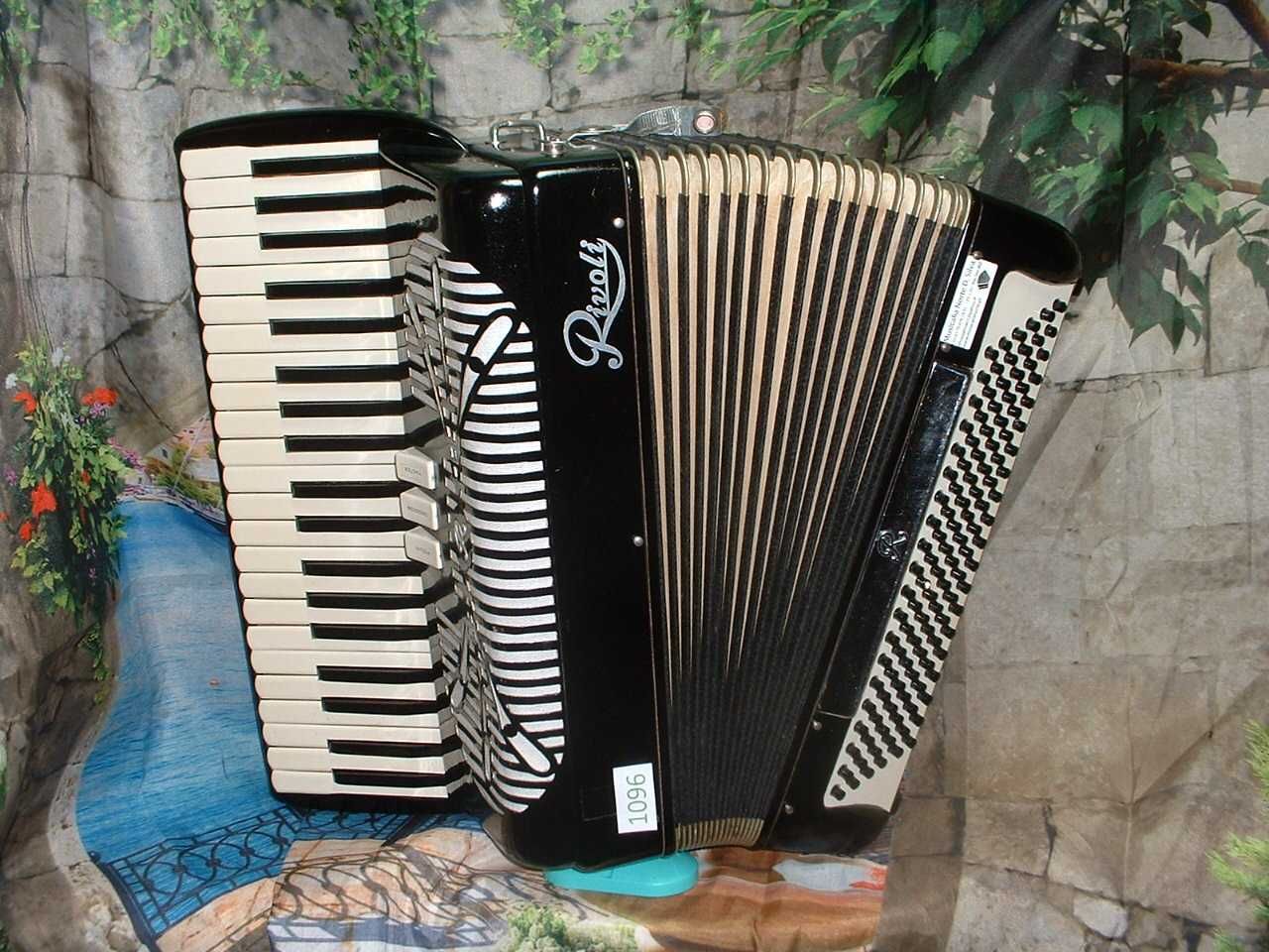 Acordeão Avenda R, .1096