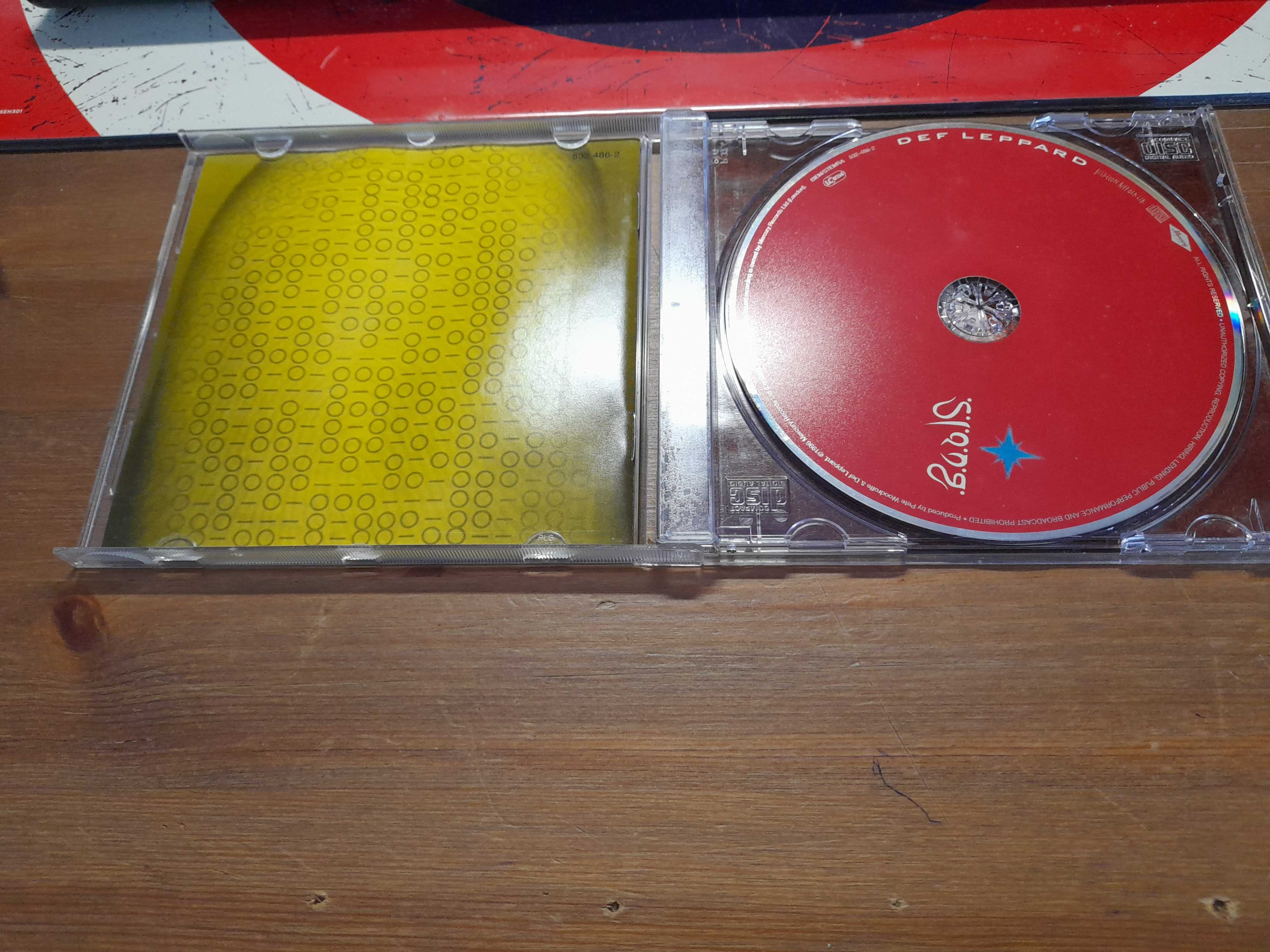 Pack de 3 Cds - Def Leppard (rock) em bom estado gravações originais.