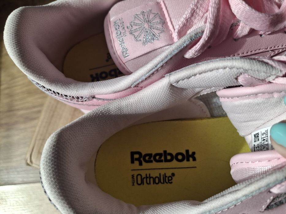 Buty damskie Reebok Classic BD5898 r. 36.5