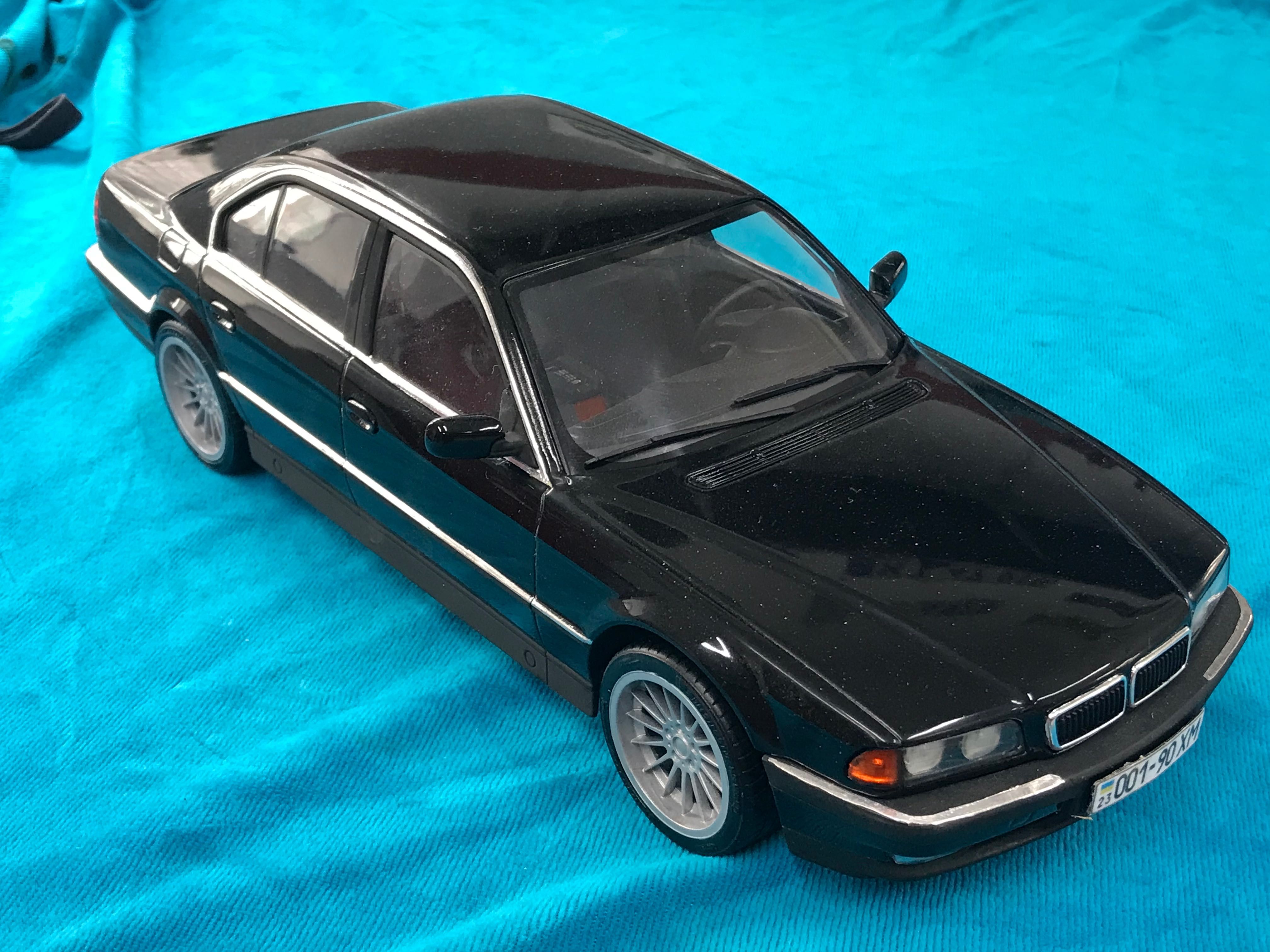 Bmw e38 1/18 обмен