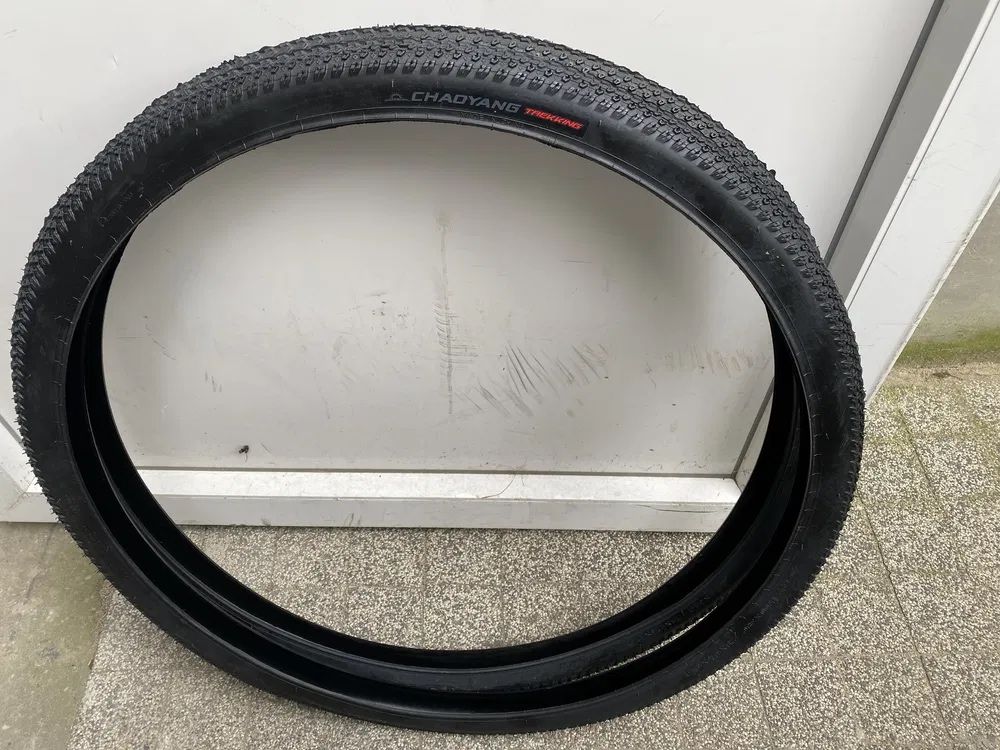 Dwie opony H-5129, 700x38C / 28" x 1 5/8 x 1 1/2 (40-622) Czarne