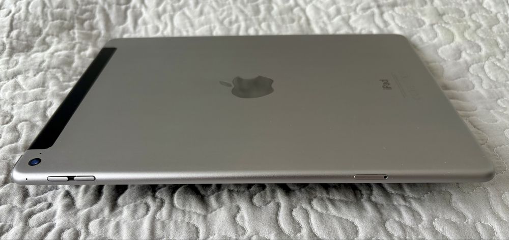 Apple iPad Air 2 64 GB – Wi-Fi + LTE (A1567) – Sprawny, z ładowarką