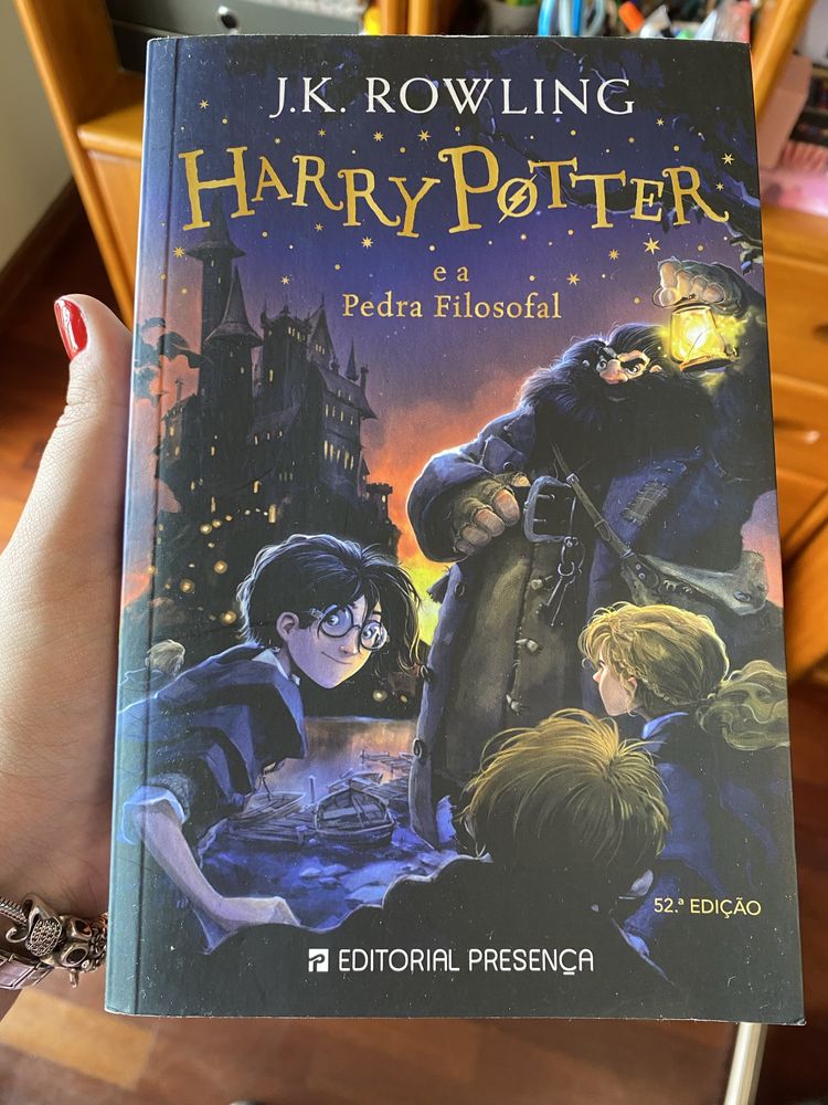 Livro Harry Potter e a Pedra Filosofal