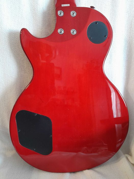 Gitara elektryczna Epiphone Les Paul Studio LT (by Gibson) i gratisy