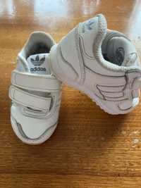 Дитячі кросівки Adidas ZX 700 CF I (Q23981) білі