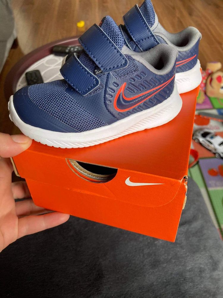 Buciki nike rozmiar 21  jak nowe, gwarancja, paragon