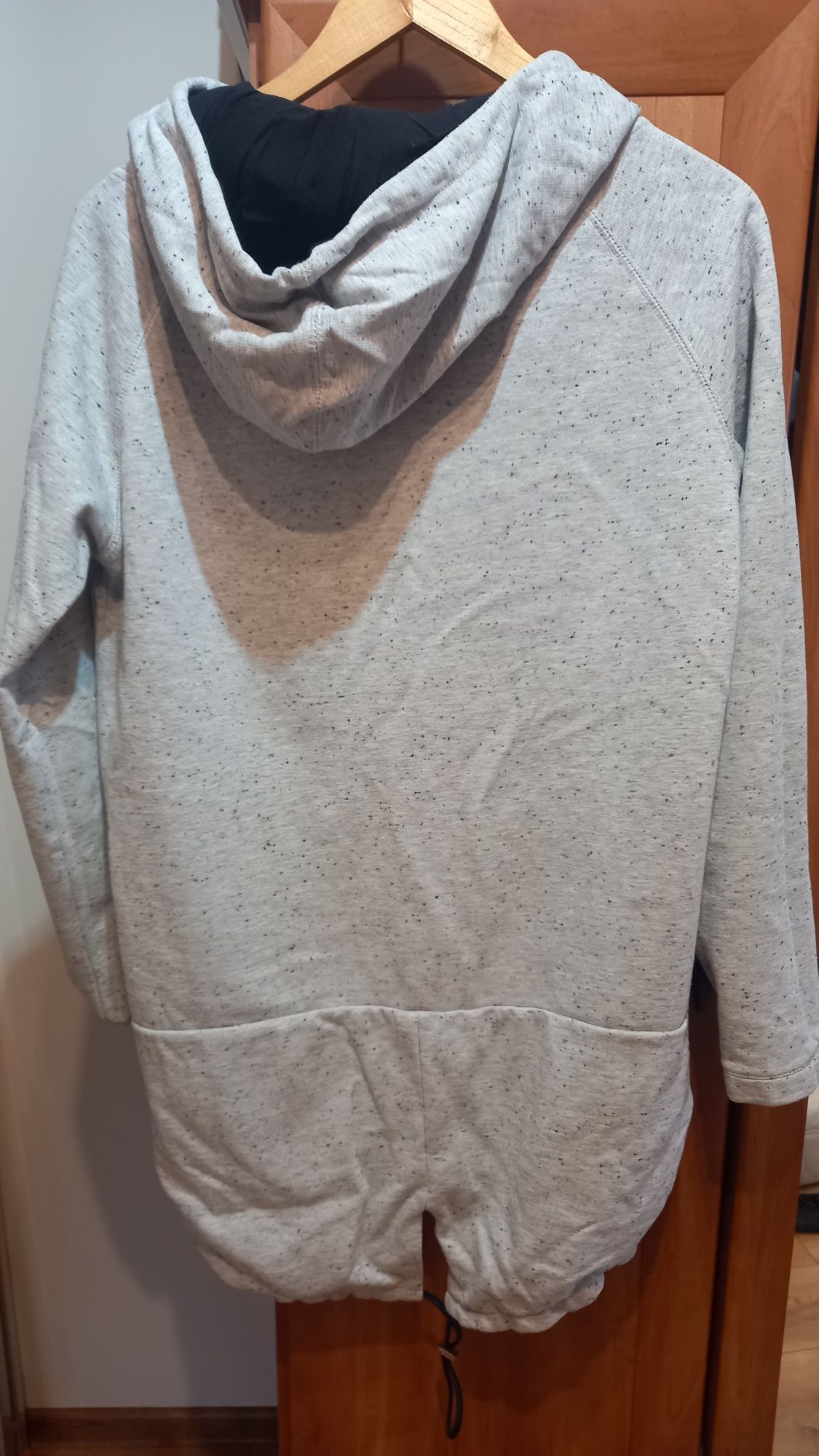 Bluza damska z kapturem