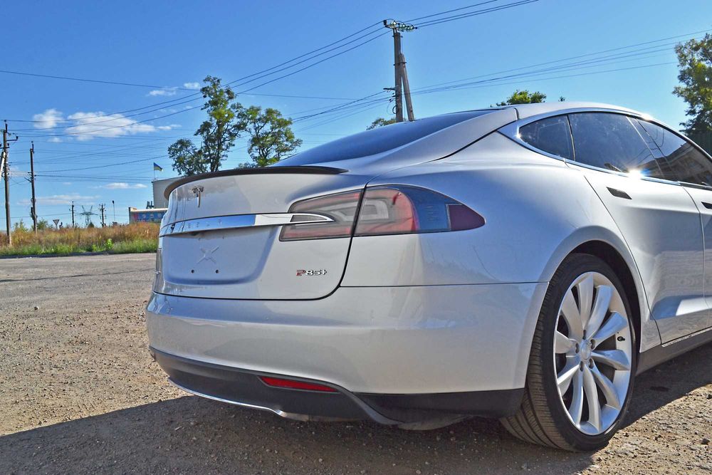 Продам Tesla Model S P85+