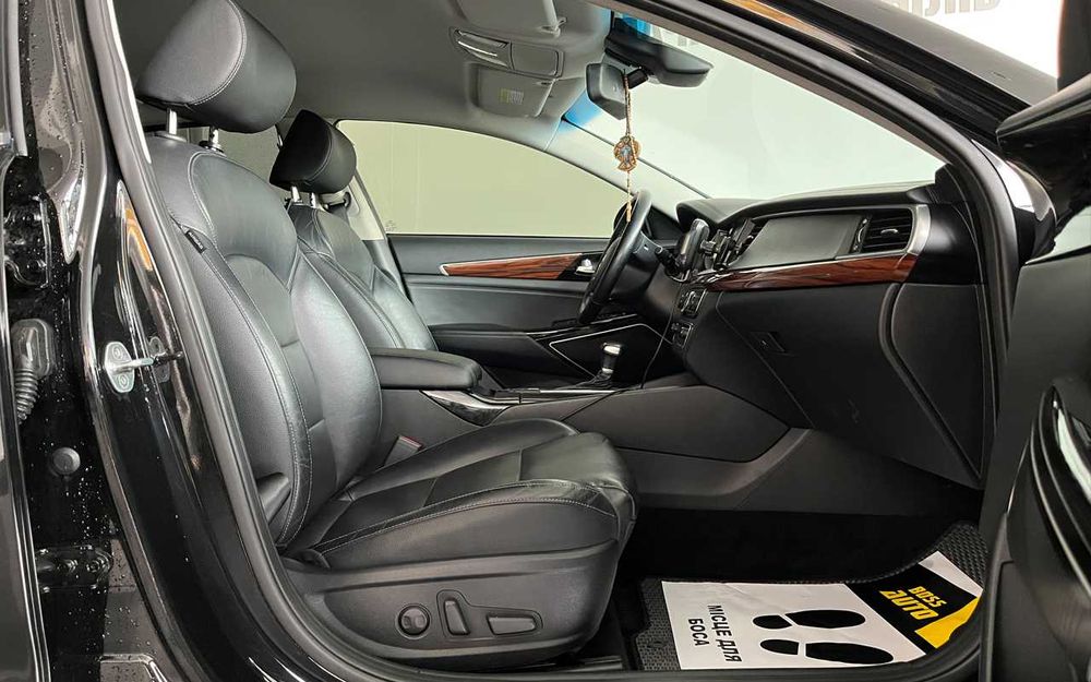 Kia K7 2016 року