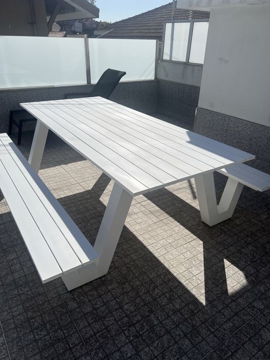 Mesa de jardim em aluminio lacado branco