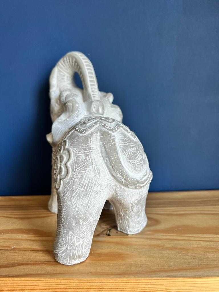 Figurka/dekoracja słoń z motywem indyjskim