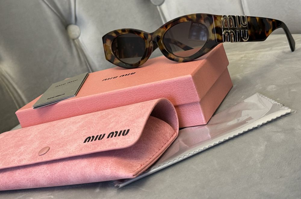 Солнцезащитные очки miu miu леопардовые толстые дужки полный компрект