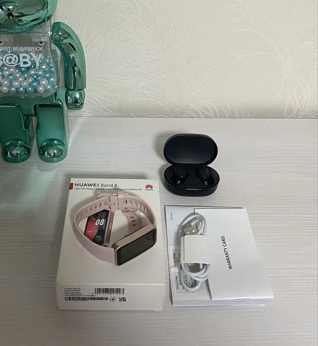 Смарт часы Huawei Band 8