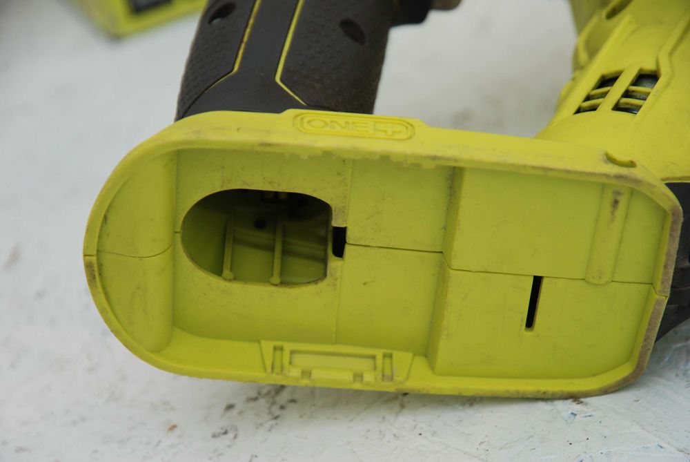 Młotowiertarka Ryobi R18SDS