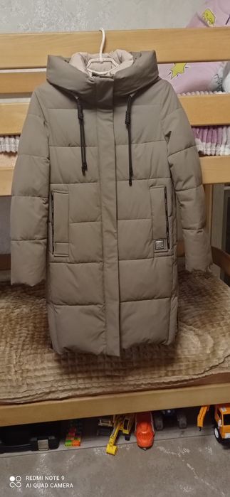 Продам пальто зимове