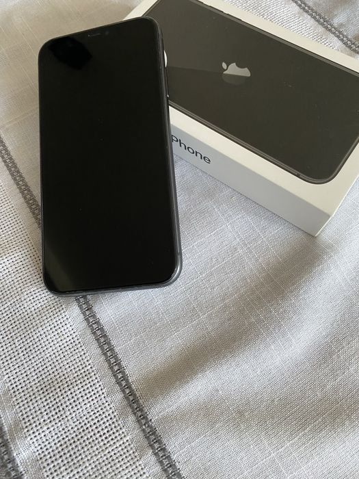 iPhone 11 Uszkodzony , Nowy wyświetlacz