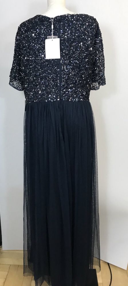 Zjawiskowa granatowa suknia cekinowo-tiulowaz Plus Size 56