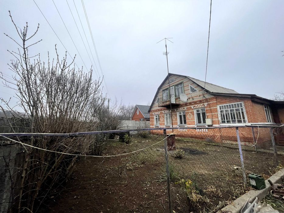 продам дом в Люботине район Гиевка